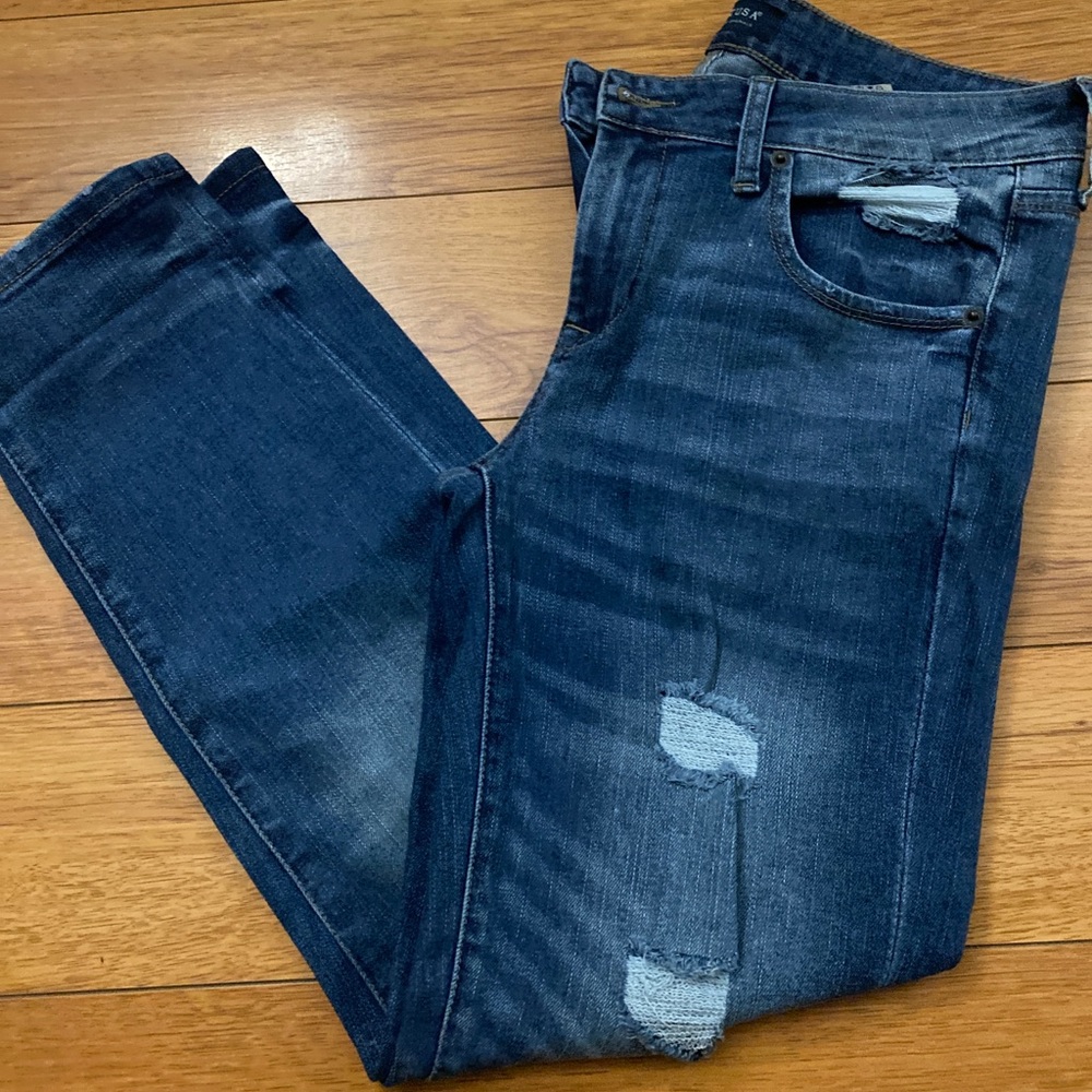 Just USA Distressed Straight Crop Jeans Med Wash